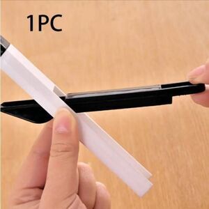 💕5/$18 Crevice Cleaning Tool